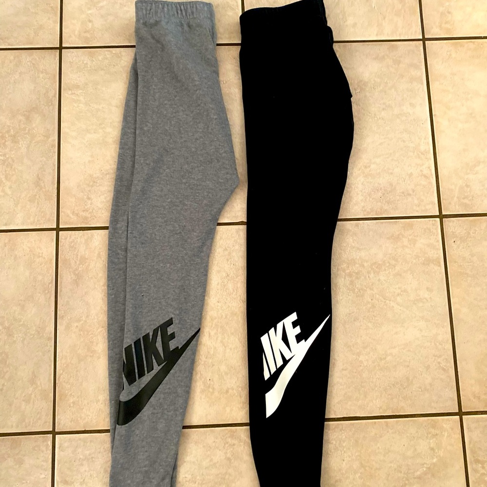 Bundle of Nike leggings